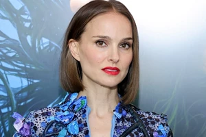 Natalie Portman | Πώς ξεκίνησαν οι φήμες για τη σχέση της με τον Austin Swift και τι συμβαίνει στην πραγματικότητα
