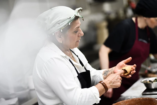 Eat Chic | Ο Proveleggios φιλοξενεί τη Mama Feyrouz σε μία ξεχωριστή γαστρονομική βραδιά