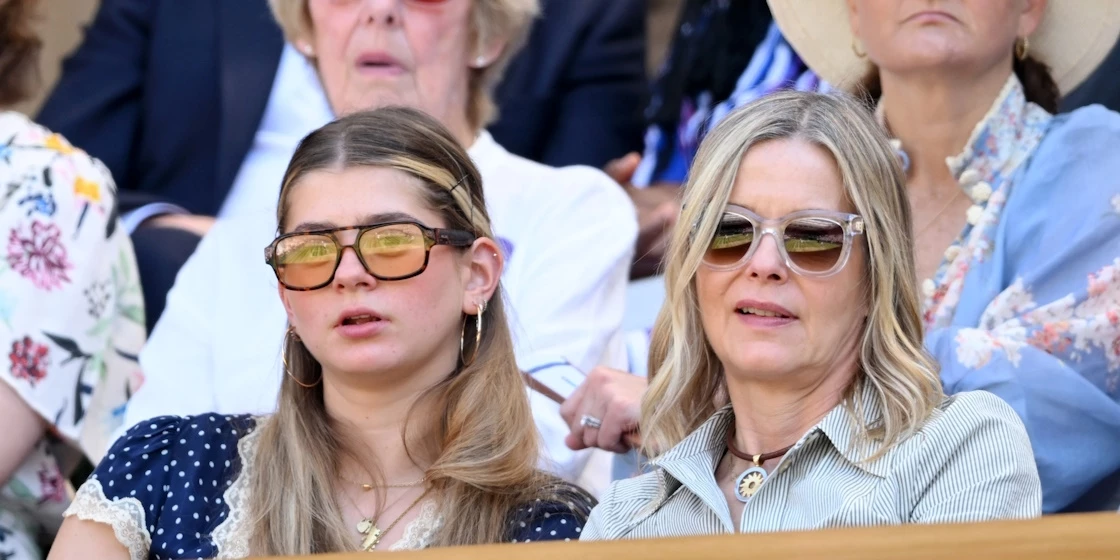 Η λαίδη Helen Taylor και η κόρη της Eloise μαζί με την Kate Middleton στο Wimbledon