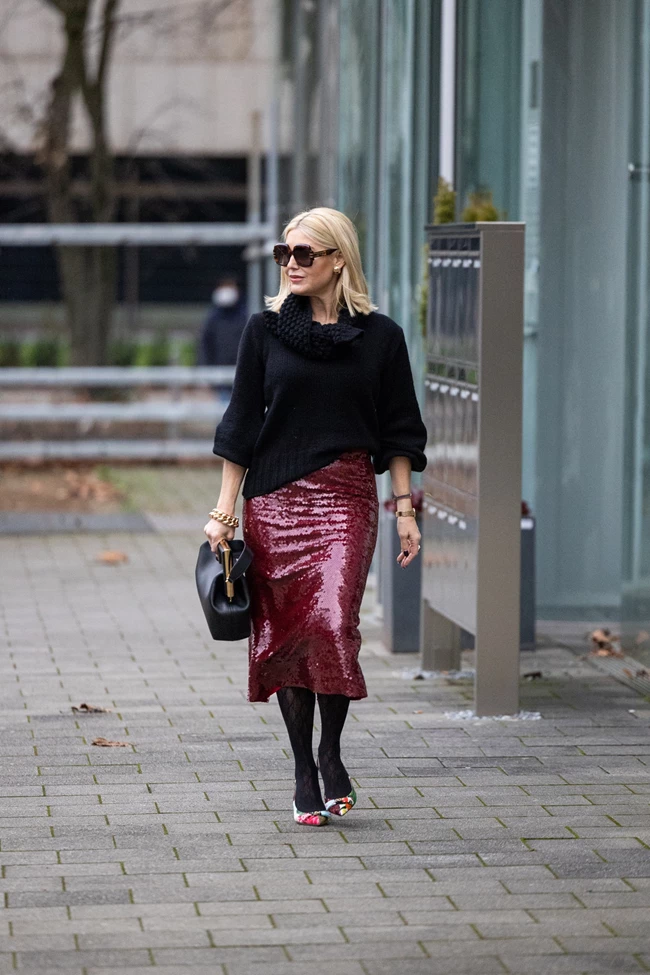 φούστες με παγιέτες street style
