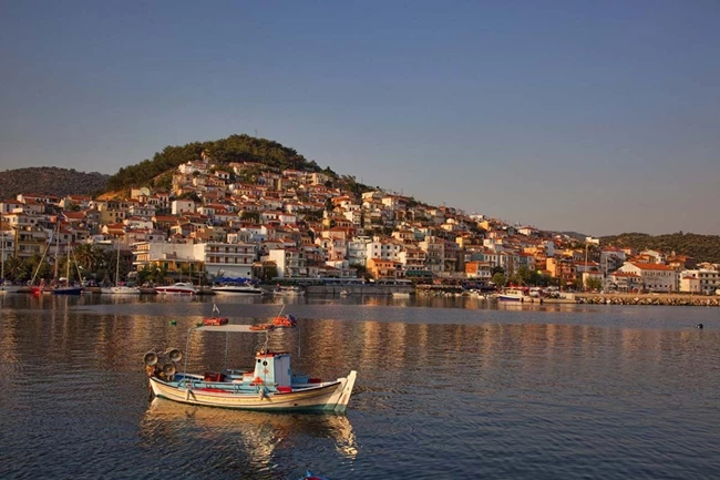 Λέσβος Πλωμάρι