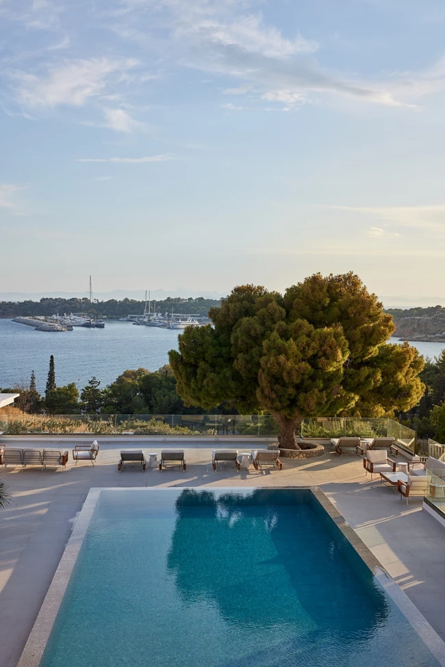 Athens Riviera Socialite | Mια βουτιά στην καρδιά της Αθηναϊκής Ριβιέρας