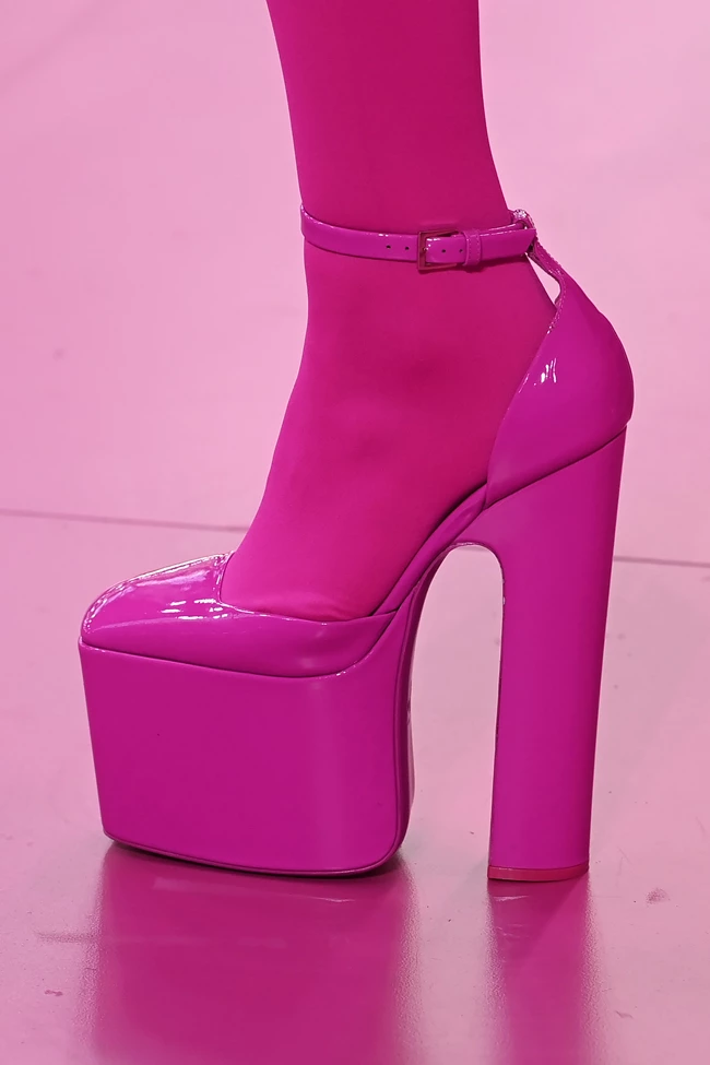 Valentino FW'22