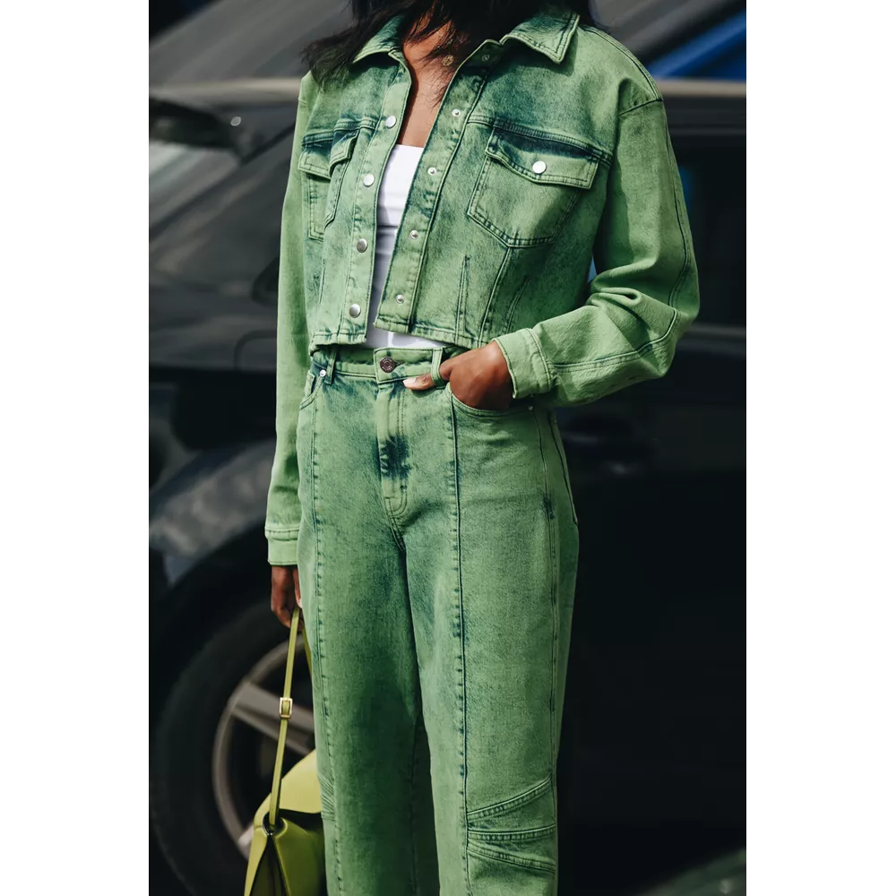 Color denim