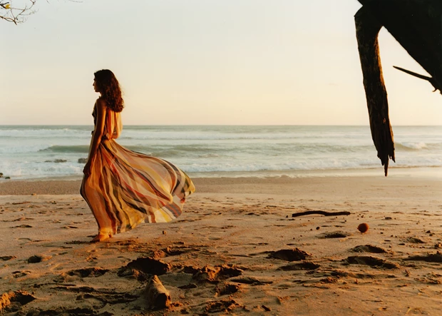 TROPICAL SUMMER ΜΟΔΑ HARPER'S BAZAAR GREECE Aug 2026