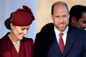 Kate Middleton | Το ιδιαίτερο (και οικονομικό) δώρο που είχε κάνει στη Βασίλισσα Ελισάβετ τα πρώτα τους Χριστούγεννα μαζί