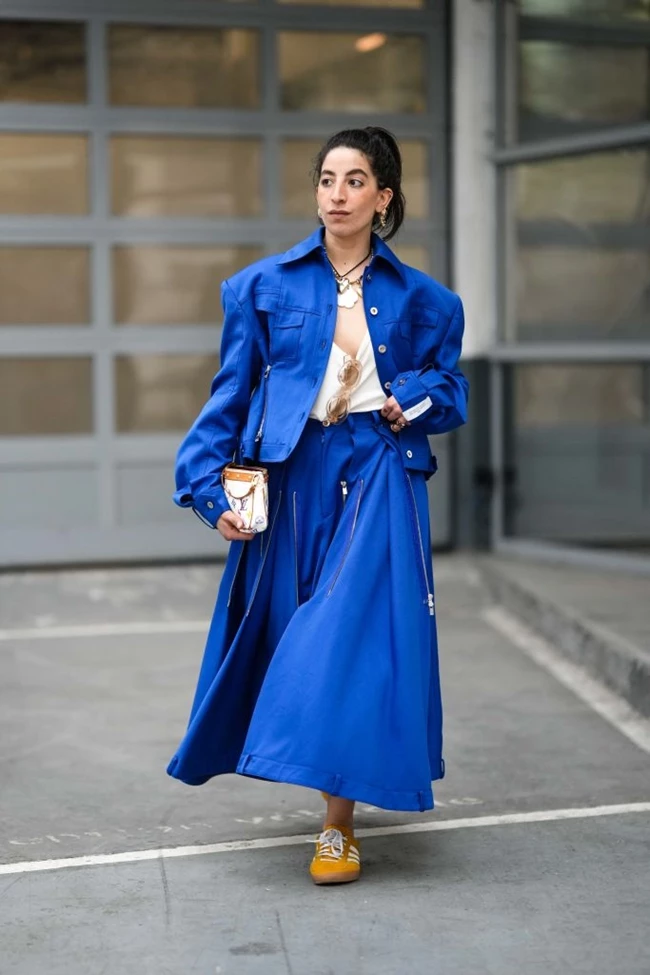 Cobalt blue street style