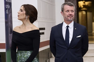 Mary & Frederik της Δανίας | Τα πρώτα επίσημα πορτρέτα τους ως βασίλισσα και βασιλιάς