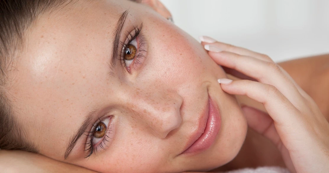 Πόση ενυδατική κρέμα πρέπει να χρησιμοποιείτε κάθε φορά;