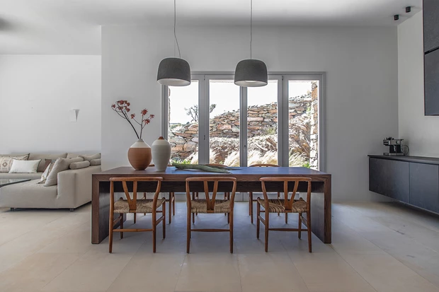 Home Tzia