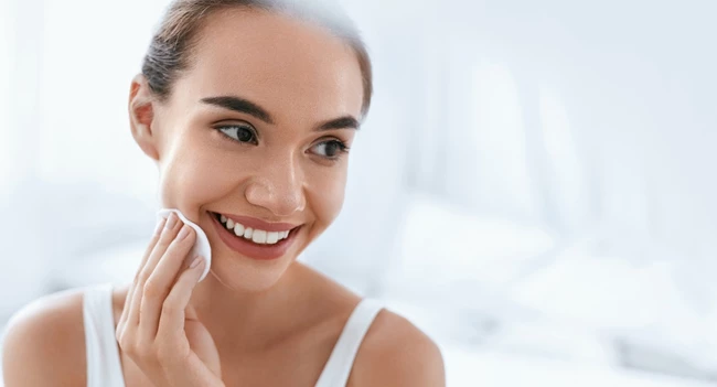 Beauty staycation | Πώς μπορείτε να περάσετε ευχάριστα στο σπίτι