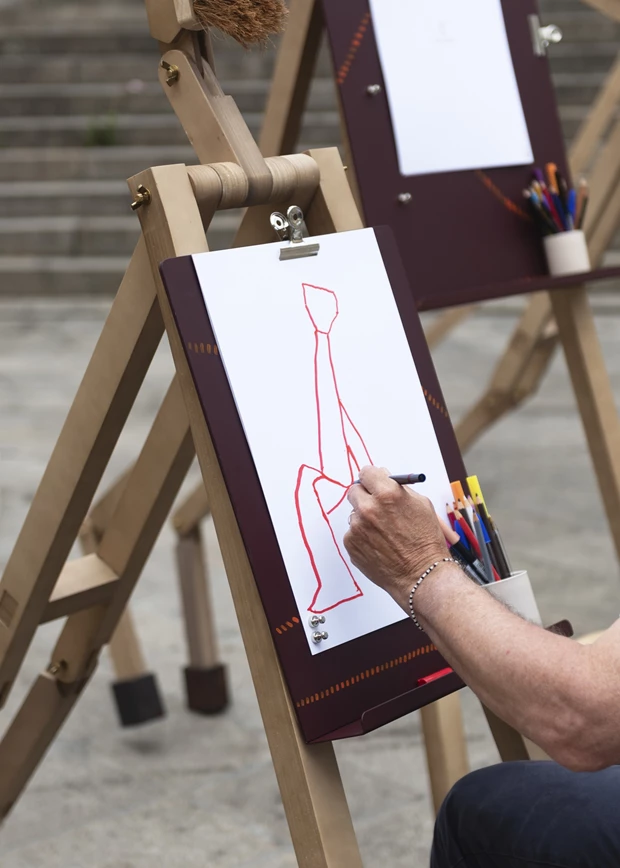 Η Hermès επιστρέφει στην Art Athina και δημιουργεί ένα υπαίθριο pop - up στούντιο σκίτσου και ζωγραφικής