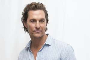 Brad Pitt | Προσπαθεί να τα βρει εξωδικαστικά με την Angelina Jolie;