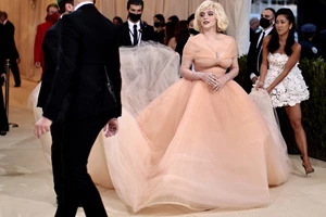 Beyoncé | Οι φωτογραφίες που δείχνουν γιατί προτίμησε να μην πάει στο Met Gala