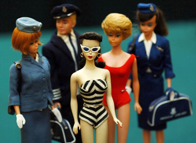 Barbie, η κούκλα που αγάπησαν οι μεγάλοι σχεδιαστές