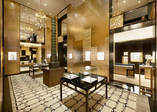 H εμβληματική μπουτίκ της Chanel στo n°18 της Place Vendôme