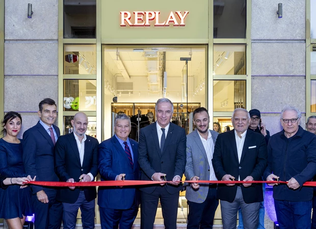 Νέα καταστήματα BROOKS BROTHERS και REPLAY στη Θεσσαλονίκη