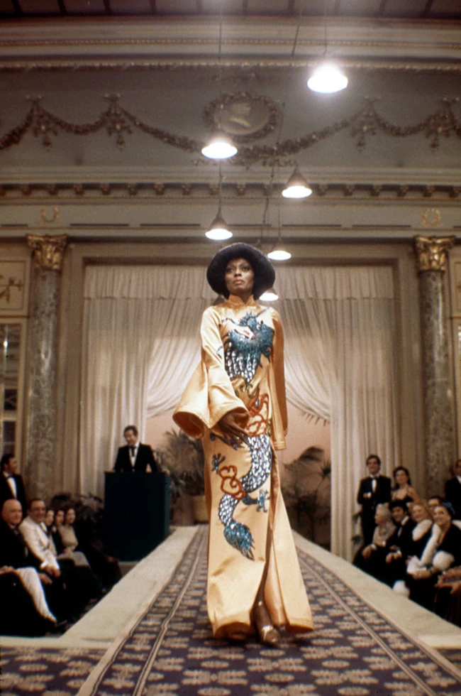 Diana Ross mahogany