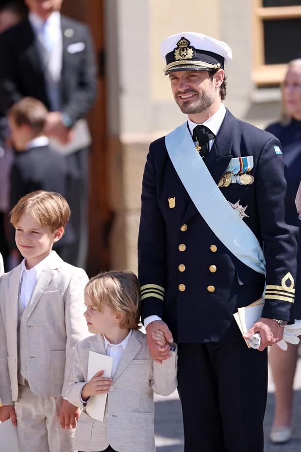 Πρίγκιπας Carl Phillip & πριγκίπισσα Sofia | Η βασιλική βάφτιση της κόρης τους Ines στη Σουηδία