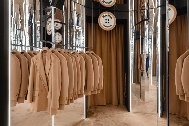 The Max Mara Jacket Circle
