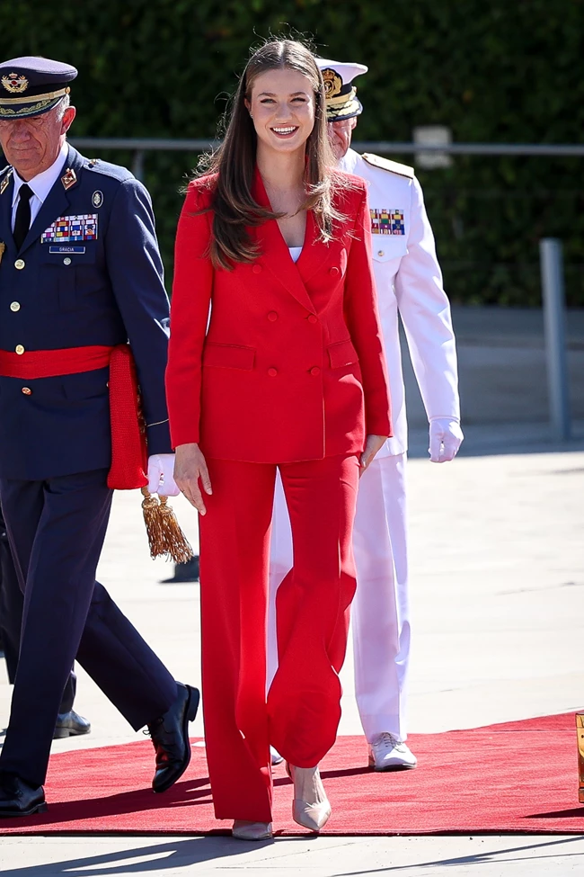 Πριγκίπισσα Leonor | Το πρώτο επίσημο solo ταξίδι της στο εξωτερικό ως royal