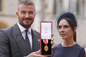 Sir David Beckham | Ιππότης και μελλοντικός κηπουρός του βασιλιά Κάρολου;