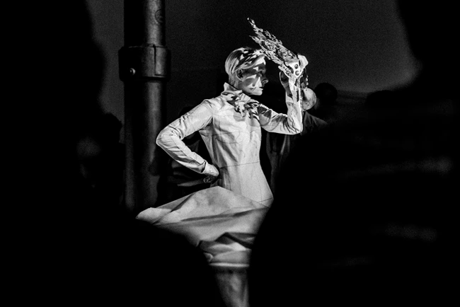 Ενσαρκώνοντας τον Παζολίνι | Η Tilda Swinton σε μία τελετουργική performance