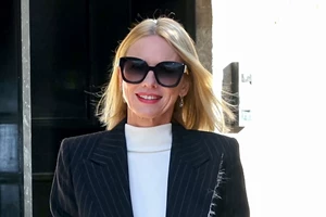 Το λάθος με το bronzer που κάνουν οι περισσότερες γυναίκες άνω των 50