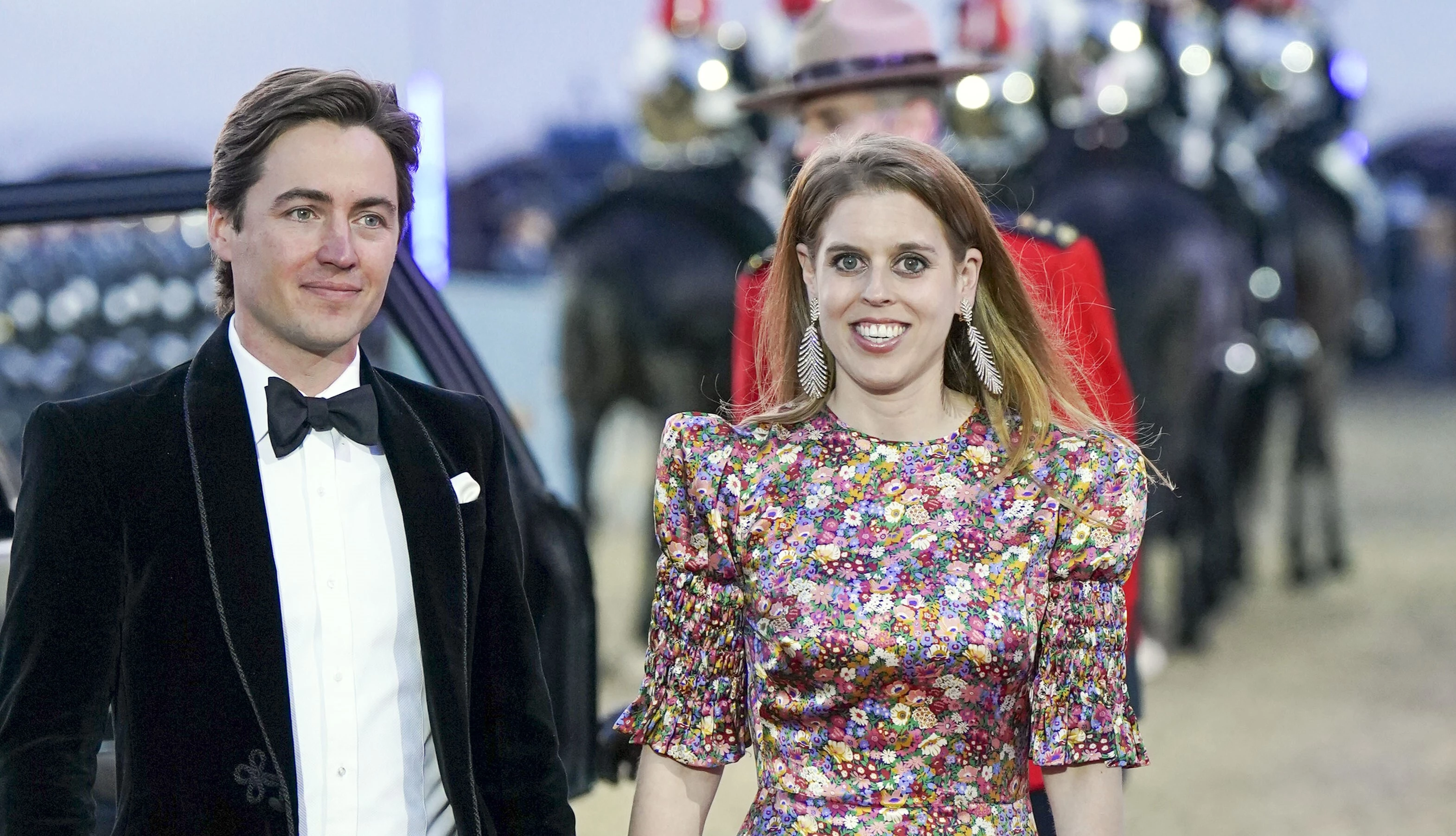 Πριγκίπισσα Βεατρίκη | Οι φωτογραφίες με τον σύζυγό της, Edoardo Mapelli Mozzi, στο φεστιβάλ Glastonbury