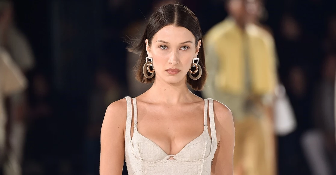 Η Irina Shayk φόρεσε το it παλτό της χρονιάς