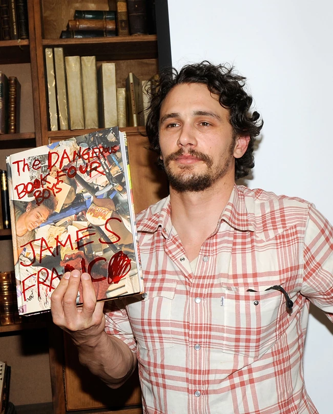 Strand Bookstore | Το θρυλικό βιβλιοπωλείο της Νέας Υόρκης κρύβει πολλές ιστορίες