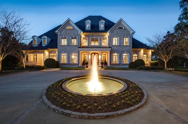 Kelly Clarkson | H έπαυλή της στo Τενεσί μοιάζει με κουκλόσπιτο