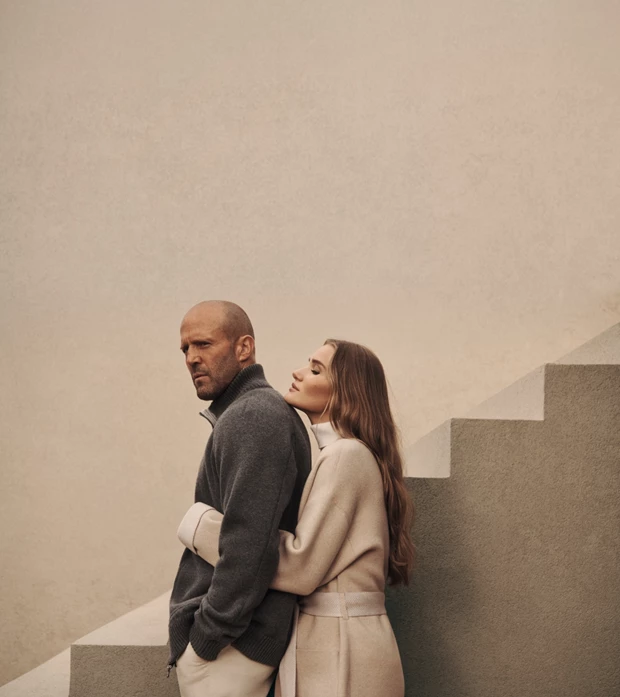 Η Rosie Huntington-Whiteley και ο Jason Statham φωτογραφίζονται ξανά για την καμπάνια της Falconeri