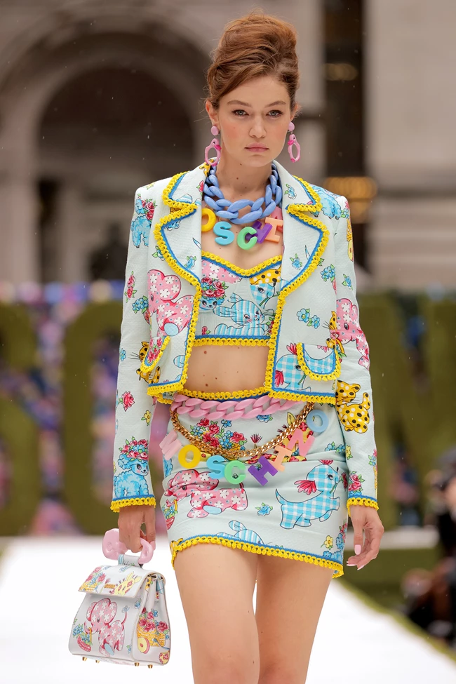 Moschino SS22