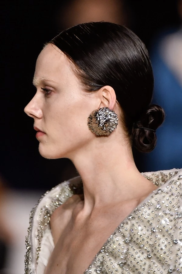 τάσεις μαλλιών 2024