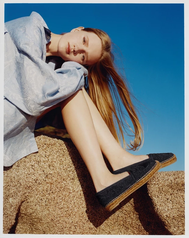 Η συλλογή Castañer x Etro φιλοξενεί τα ωραιότερα παπούτσια του καλοκαιριού