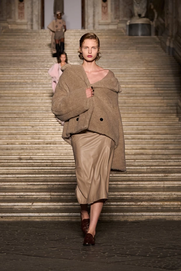 Max Mara resort 26