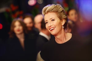 Emma Thompson | "Ενδιαφέρεται κανείς εάν οι μεσήλικες γυναίκες ικανοποιούνται σεξουαλικά;"