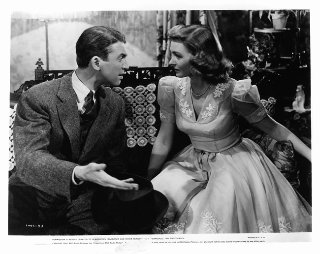 Christmas fashion | Τα πιο εντυπωσιακά χριστουγεννιάτικα looks που έχουμε δει στον κινηματογράφο