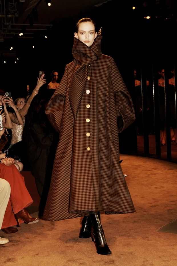 Schiaparelli FW25-26