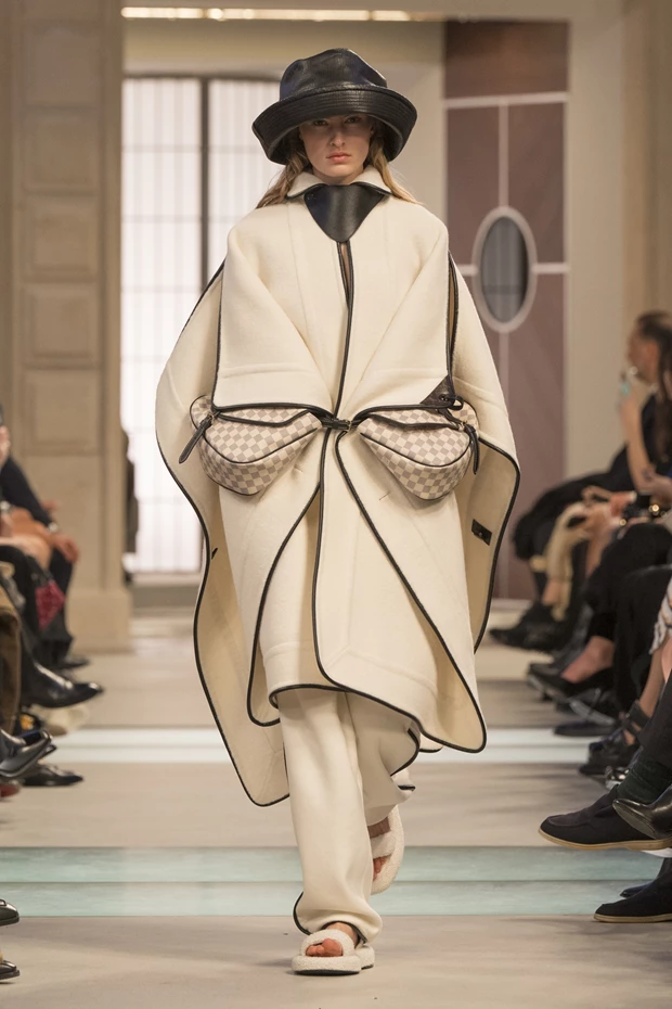 LV AW25