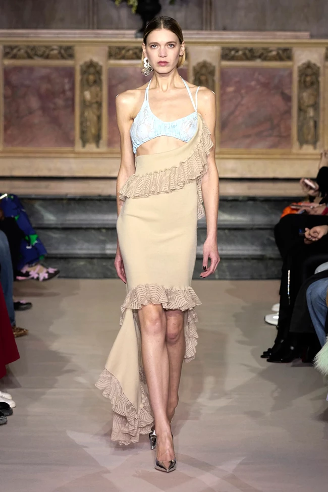 Ester Manas AW'23