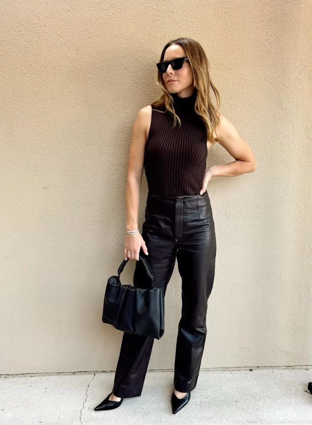 Kristen Bell  Maxi Pleated Clutch Callista