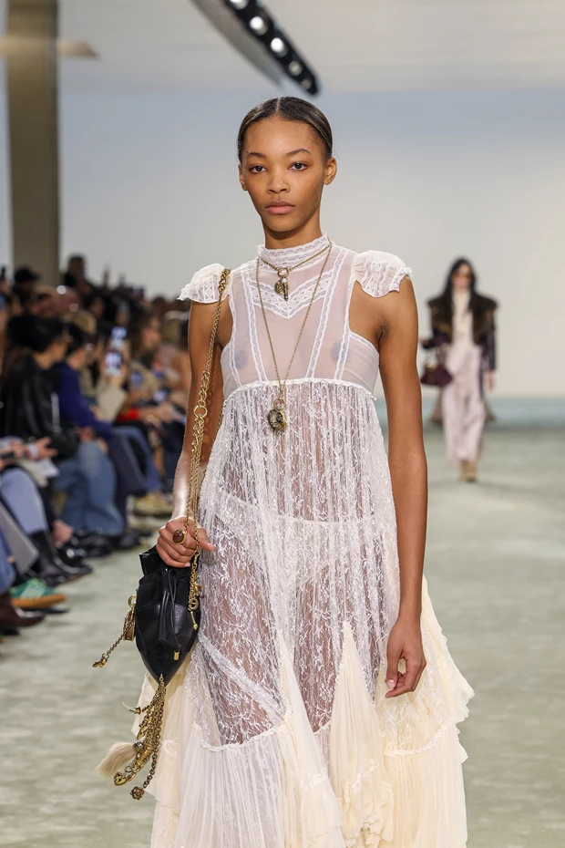 Chloé FW25-26