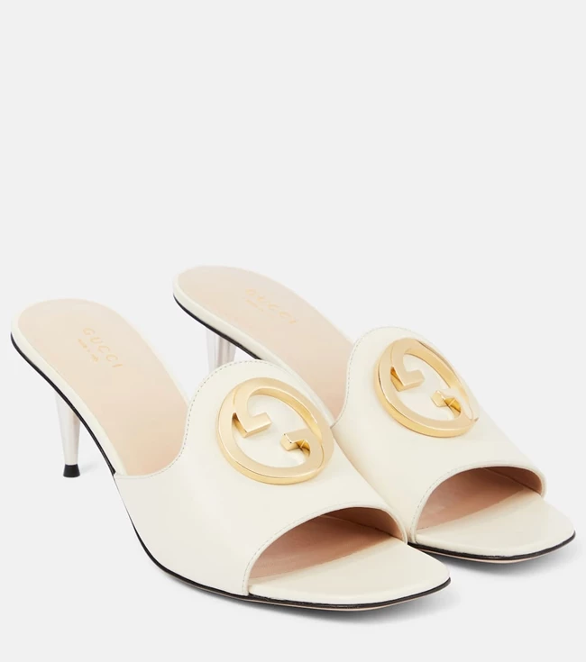 "Blondie" δερμάτινα mules, Gucci.