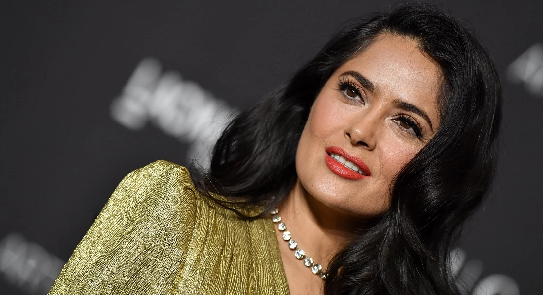 Salma Hayek | "Με πήγαν σηκωτή στον γάμο μου, δεν ήθελα να παντρευτώ"