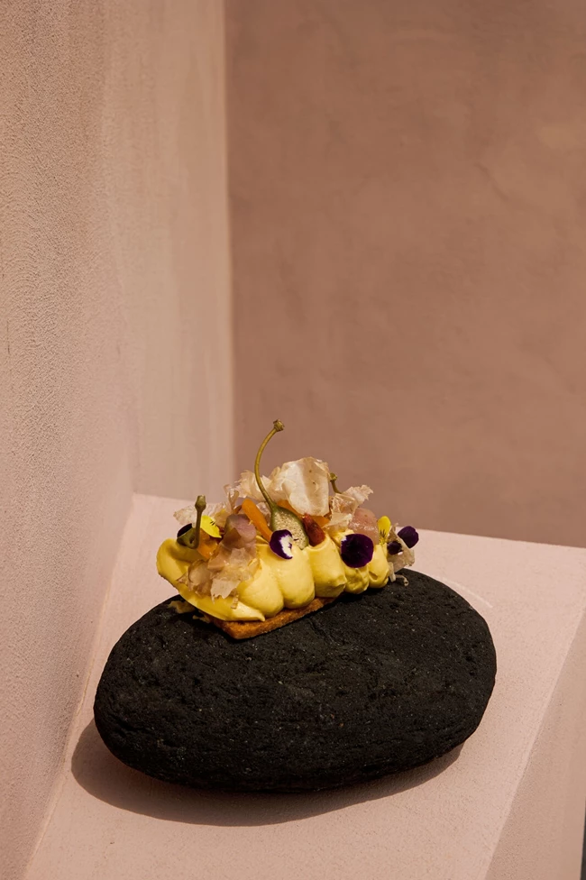 Domes Novos Santorini