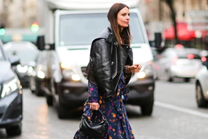 Grandmillennial Style | 10 πλεκτές ζακέτες που θα κάνουν update στα φθινοπωρινά looks σας