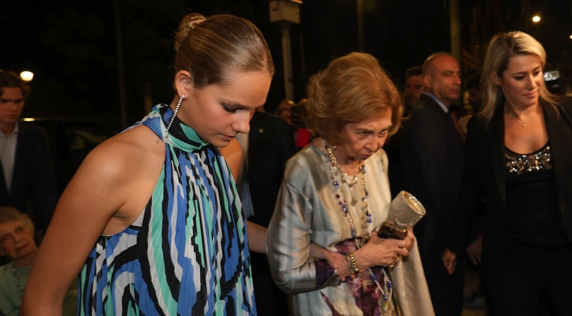 7 χρόνια πριν | Όταν η βασίλισσα Σοφία χόρεψε πεντοζάλι σε γιορτή στην Κρήτη