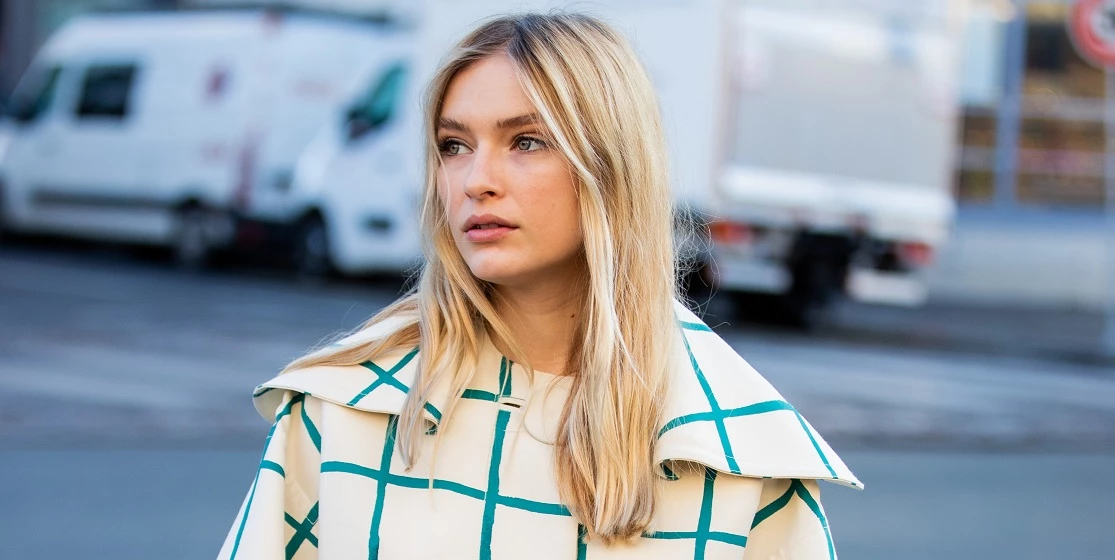 Η Camille Razat υιοθέτησε το χρώμα μαλλιών που λίγες Γαλλίδες θα ενέκριναν